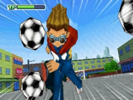 Over het algemeen wordt voetbal gespeeld met één bal.