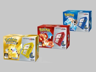 Een vette <a href = https://www.mario3ds.nl/Nintendo-3DS-spel.php?t=Nintendo_2DS target = _blank>2DS</a> met een Pokémon afdruk, hier zie je de klassieke Pokémon: Pikachu, Charizard en Blastoise.